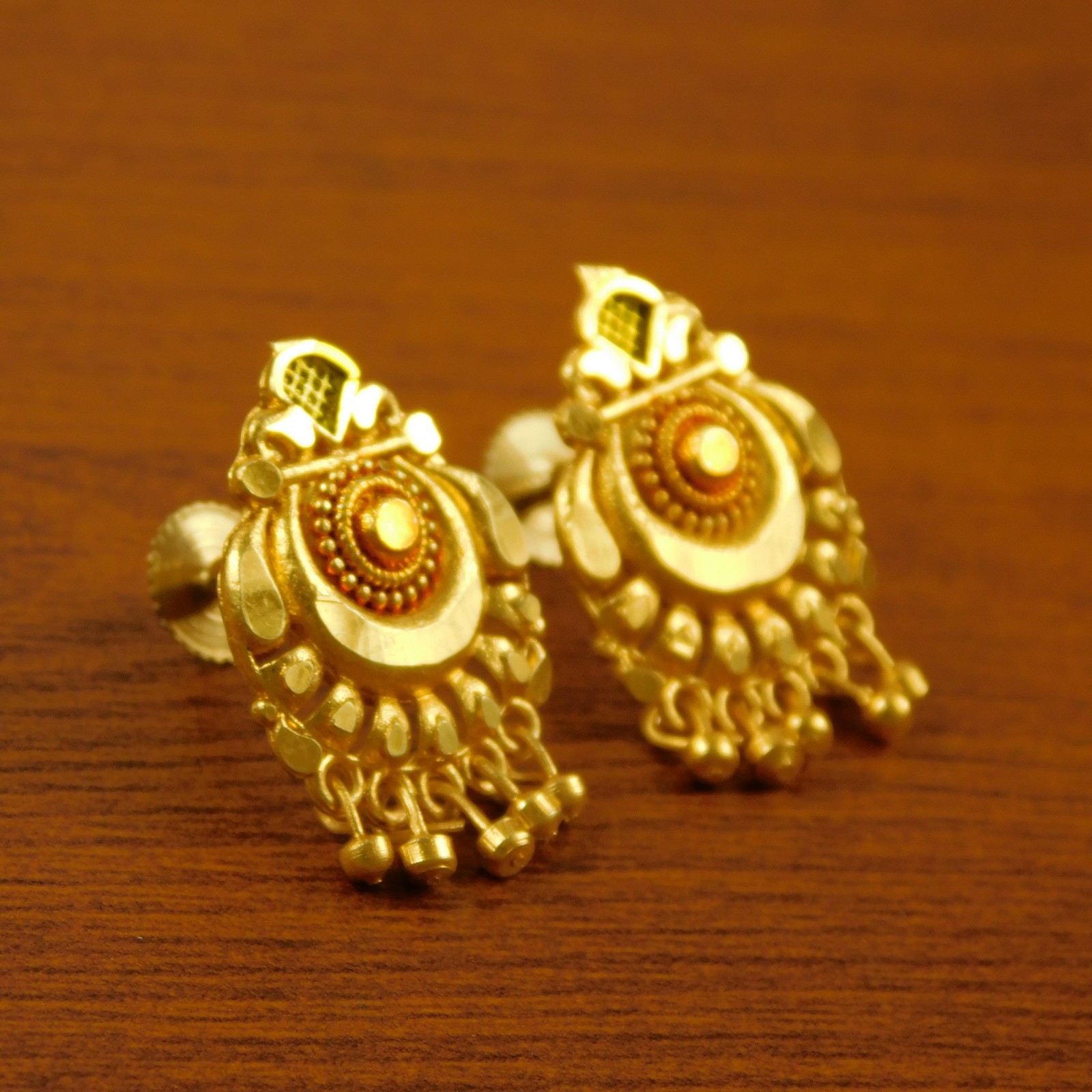 Ethnic goldplated earrings women East Indian Stud pierced screw