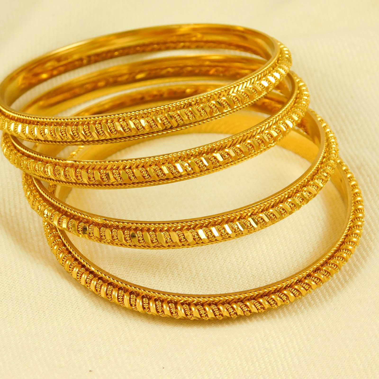 22K Gold Plated Bangle Women 4PCs Bracelets Bollywood Ethnic Fashion ...